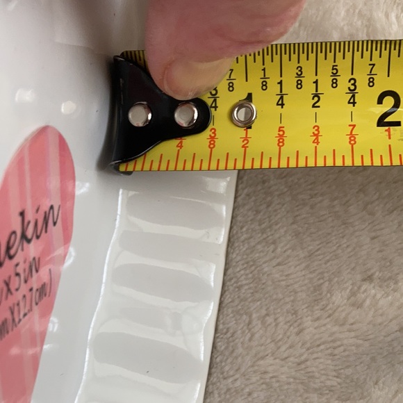 New...4 pink and white Heart decorative dishes - Picture 9 of 12